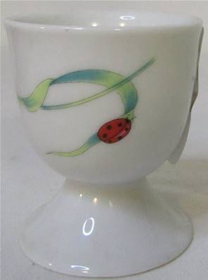 Coquetier enfant porcelaine décor coccinelles