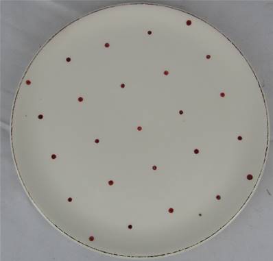 Assiette ecru pois rouges