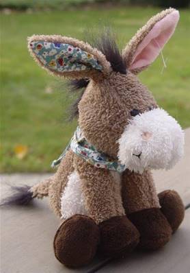 Peluche Ane brun 20cm La Galleria