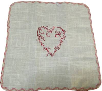 Serviette coeur arabesque rouge