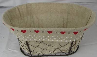 Panier ovale grillagé, doublure lin, coeurs rouges et pois blancs 25,5x15x11cm