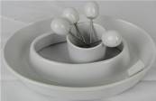 Plat apéritif porcelaine blanche avec piques