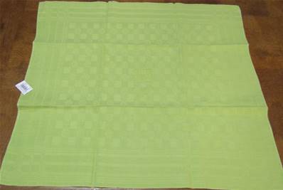 Torchon ancien ou serviette métis vert monogrammé RA