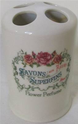 Porte brosse à dents "savons superfins"