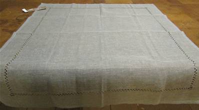 Nappe 85x85 ajourée gris clair