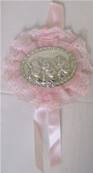 Médaille de berceau anges volant rose