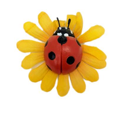 Magnet coccinelle sur tournesol