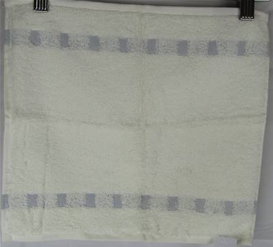 Carré éponge 30x30 blanc 620gr/m2 1 rayure grise